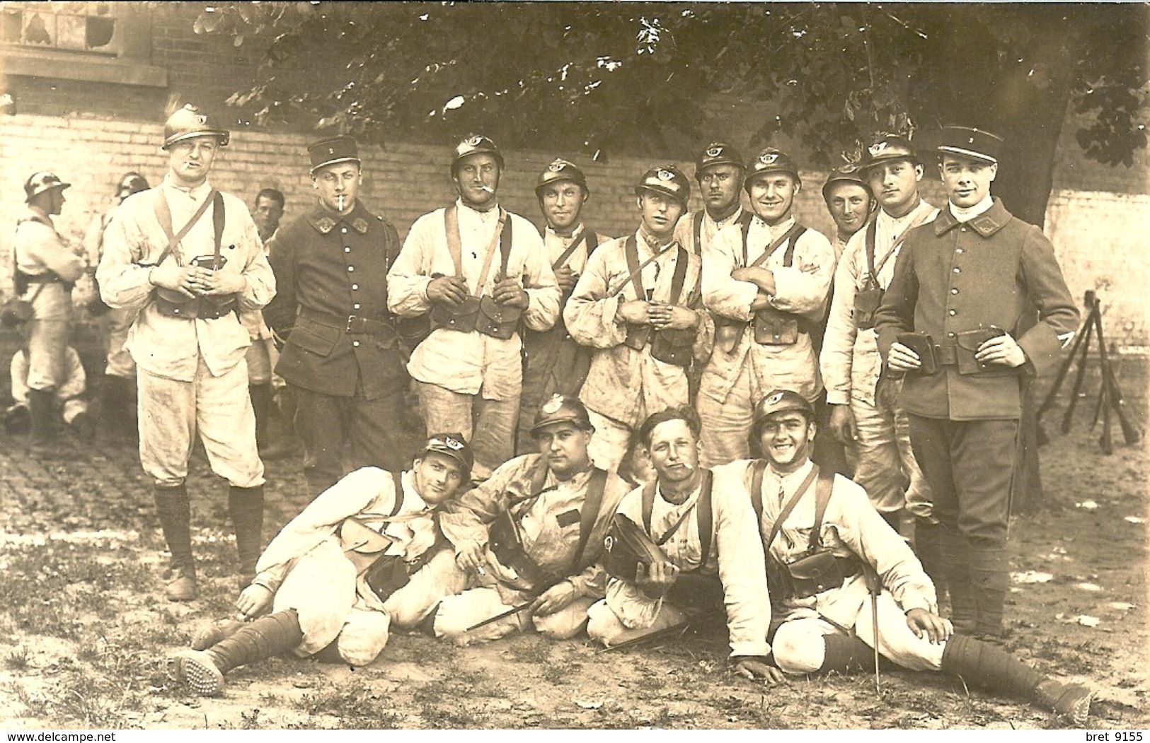 PHOTO GROUPE DE SOLDATS CHASSEURS A PIEDS COR DE CHASSE RF 2 ET 25 - 1914-18