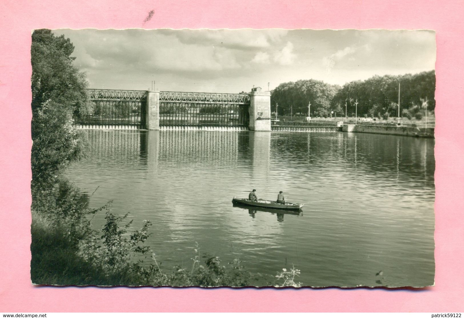 78 - YVELINES - LES MUREAUX - LA SEINE AU BARRAGE DE MEULAN  MEZY - BARQUE - PÊCHEURS - Les Mureaux