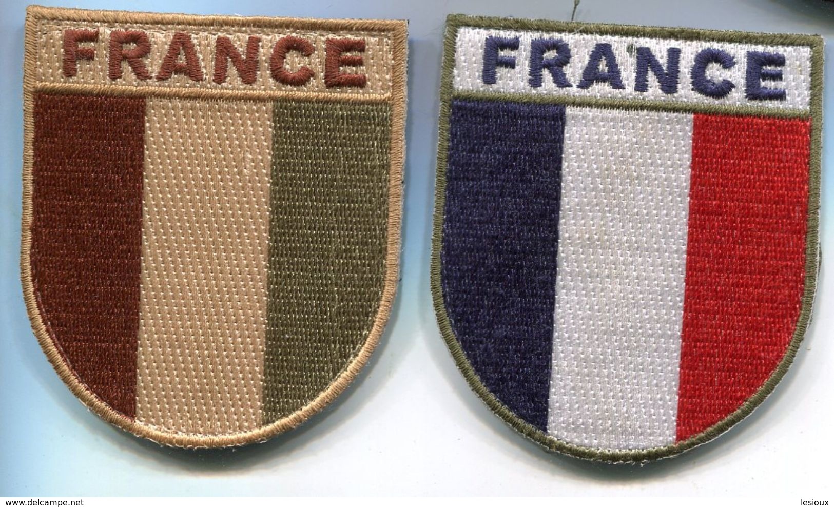 X26 OPEX ECUSSON TISSUS SUR VELCRO  FRANCE DEUX VERSIONS - Armée De Terre