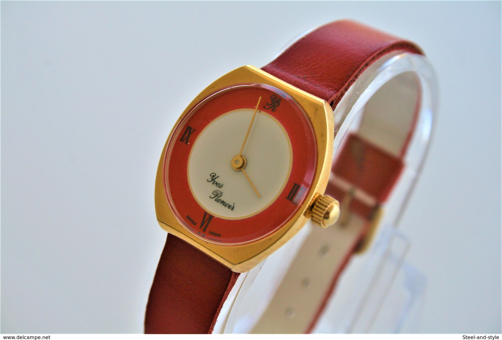 Watches : YVES RENOIR SWISS  HAND WIND - Original  - Running - Excelent Condition - Watches: Modern