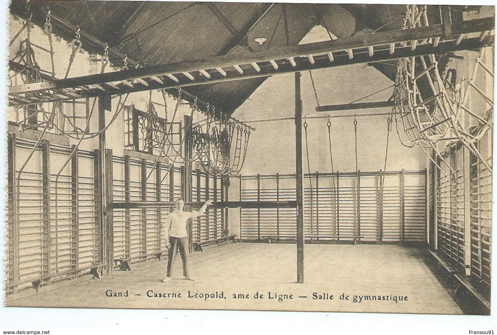 Gent Gand Caserne Leopold 2 Eme De Ligne Salle De Gymnastique - Gent