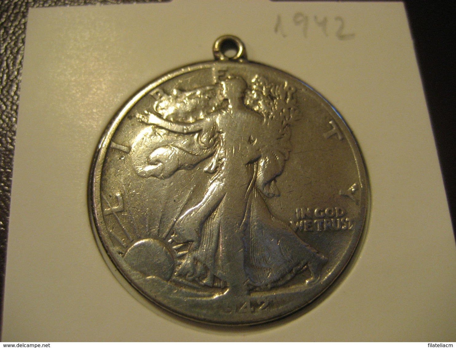 Half Dollar 1942 Liberty Walking USA Silver Coin (with Ring) - 1916-1947: Liberty Walking