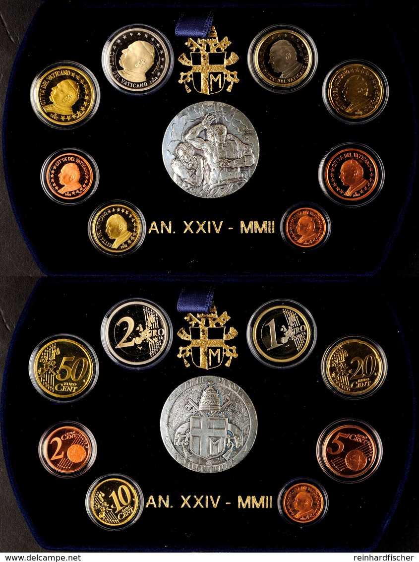 1062 2002, Euro-KMS, 1 Cent Bis 2 Euro, Johannes Paul II., KMS Mit Silbermedaille In Blauer Samtschatulle Mit OVP (stark - Vatican