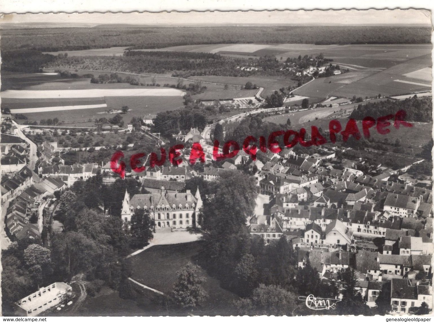 52 - ARC EN BARROIS- LE CHATEAU  UNE PARTIE DE LA VILLE  VUE AERIENNE 1958 - Arc En Barrois