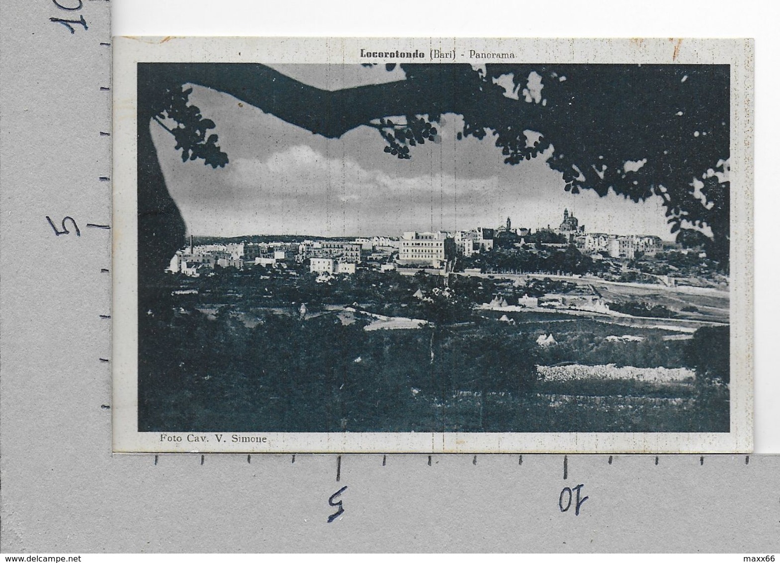 CARTOLINA VG ITALIA - LOCOROTONDO (BA) - Panorama - 9 X 14 - ANN. 1945 - Bari