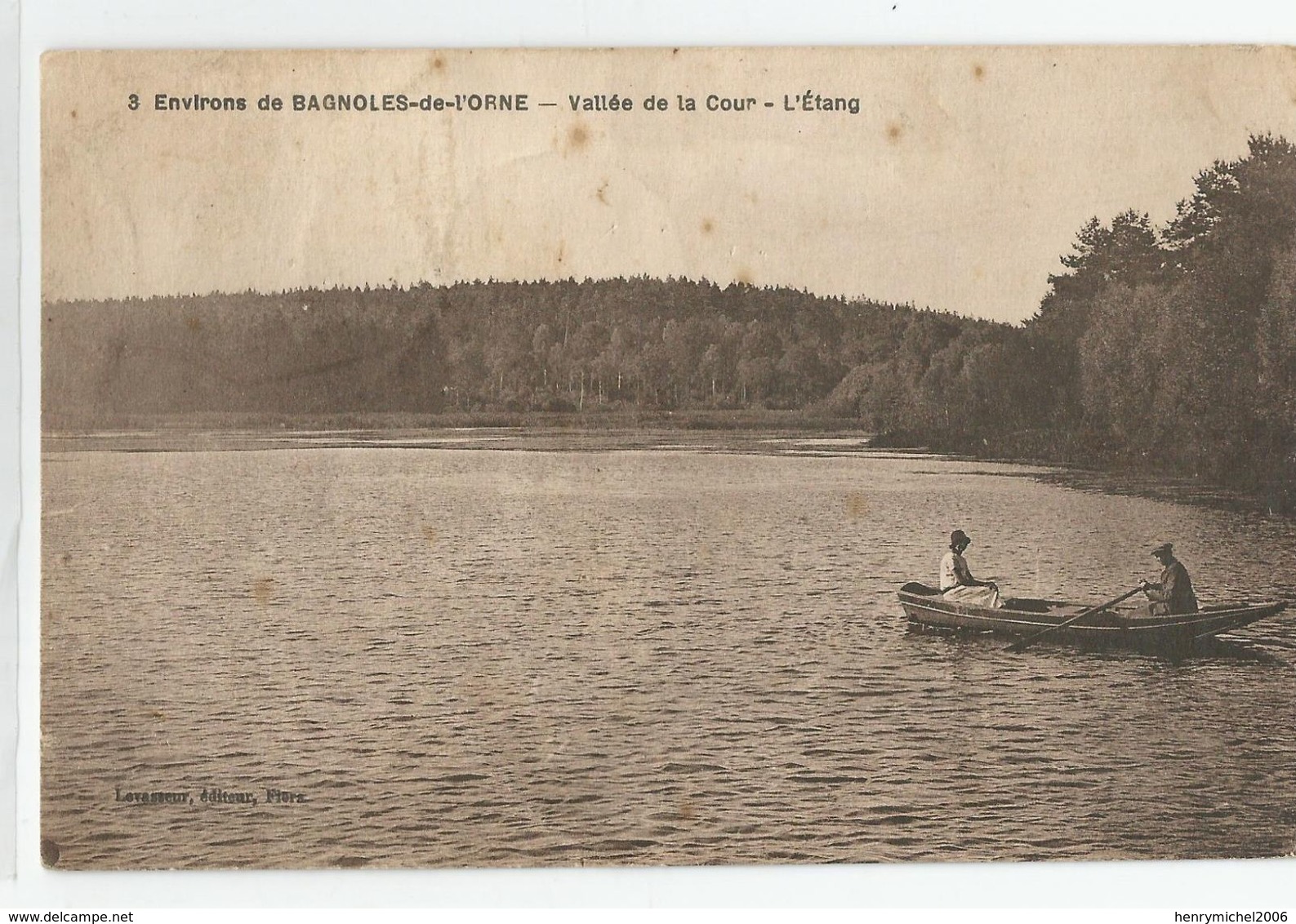 61 - Env De Bagnoles De L'orne - Vallée De La Cour - L'étang Barque - Bagnoles De L'Orne