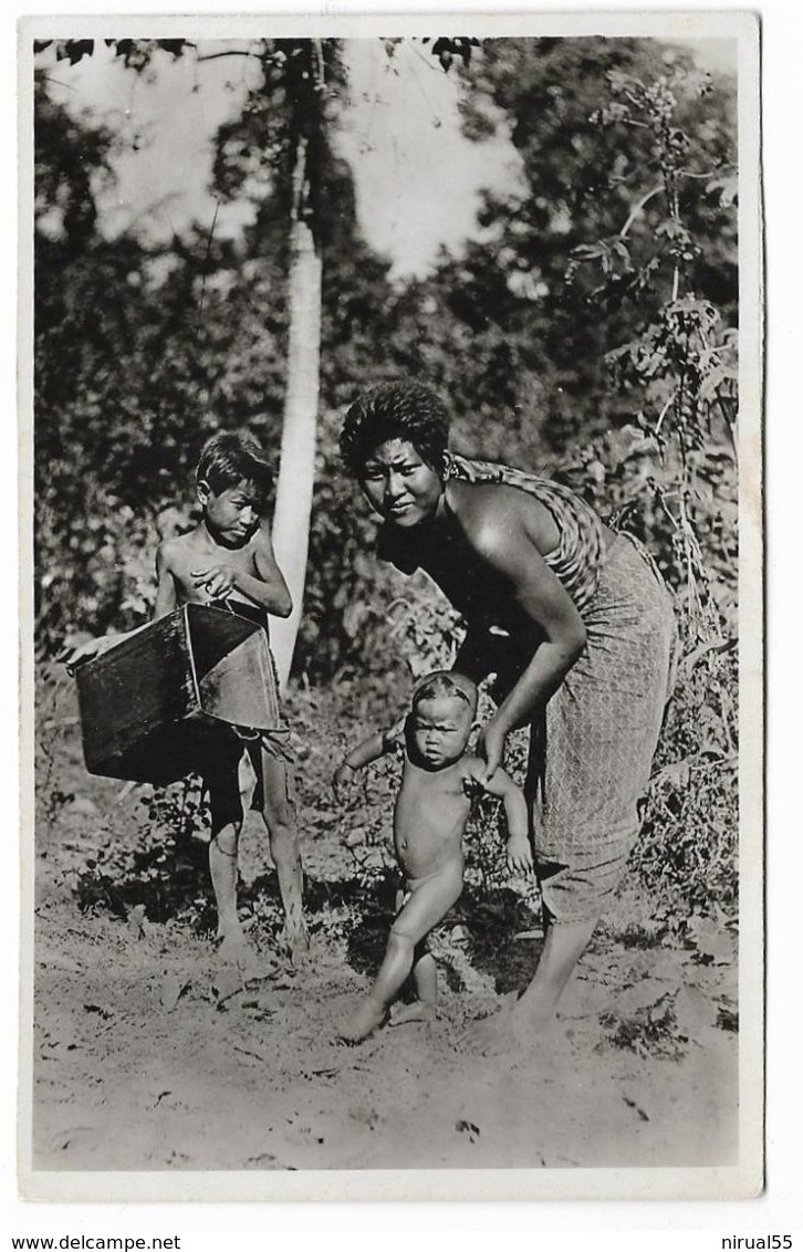 Cambodge Fédération Indochinoise CAMBODGE Le Bain D'un Enfant Cambodgien  ..G - Cambodge