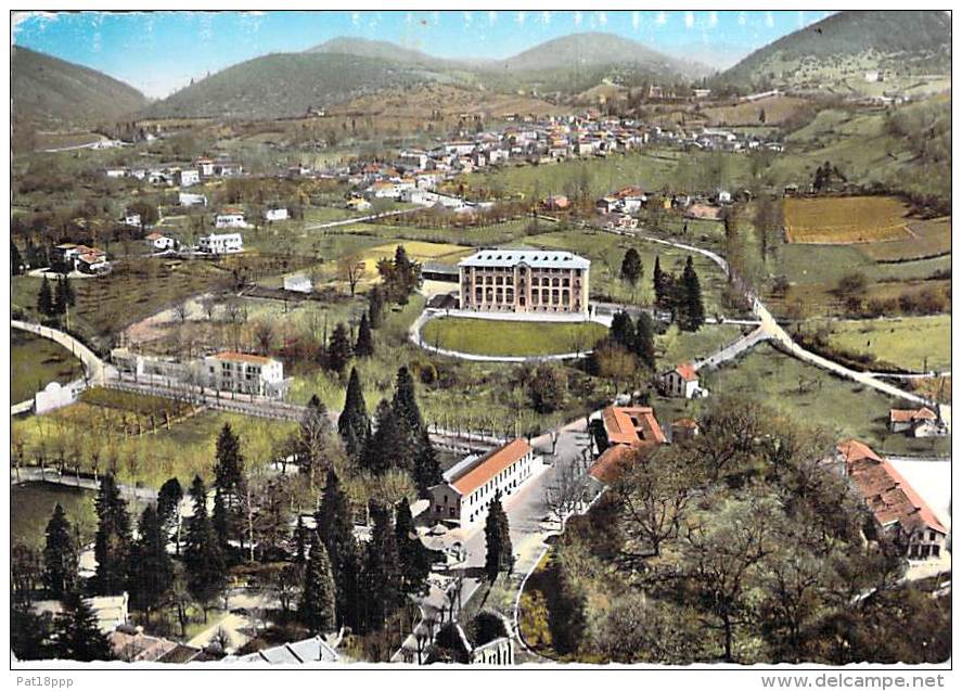 31 - BARBAZAN : Vue Générale - CPSM Dentelée Colorisée GF Postée 1967 - Haute Garonne - Barbazan