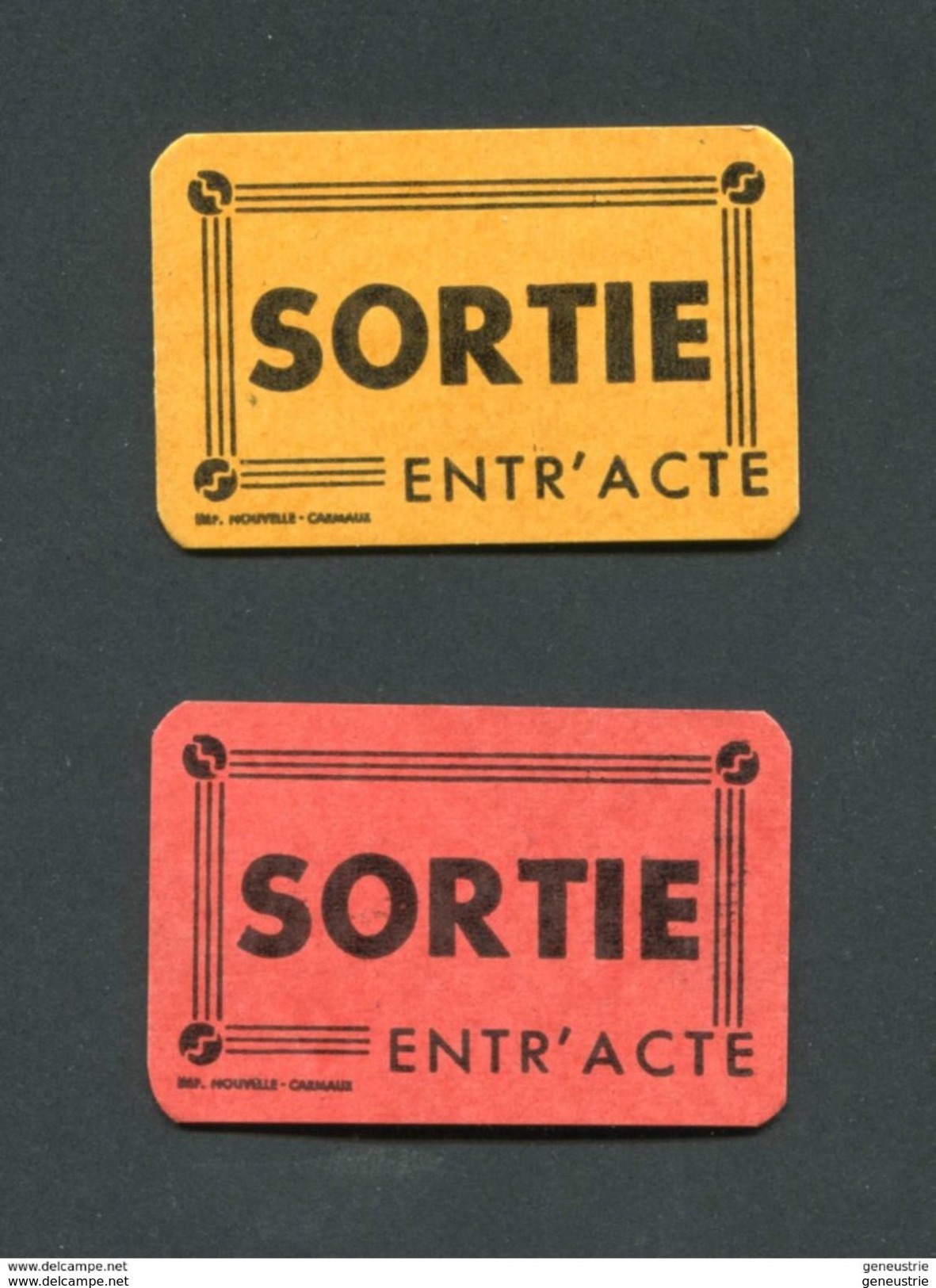 Série De 2 Jetons-carton " Sortie Entr'Acte " Provenant Du Cinéma "Le Lido" à Carmaux (près Toulouse) Tarn - Jeton - Other & Unclassified