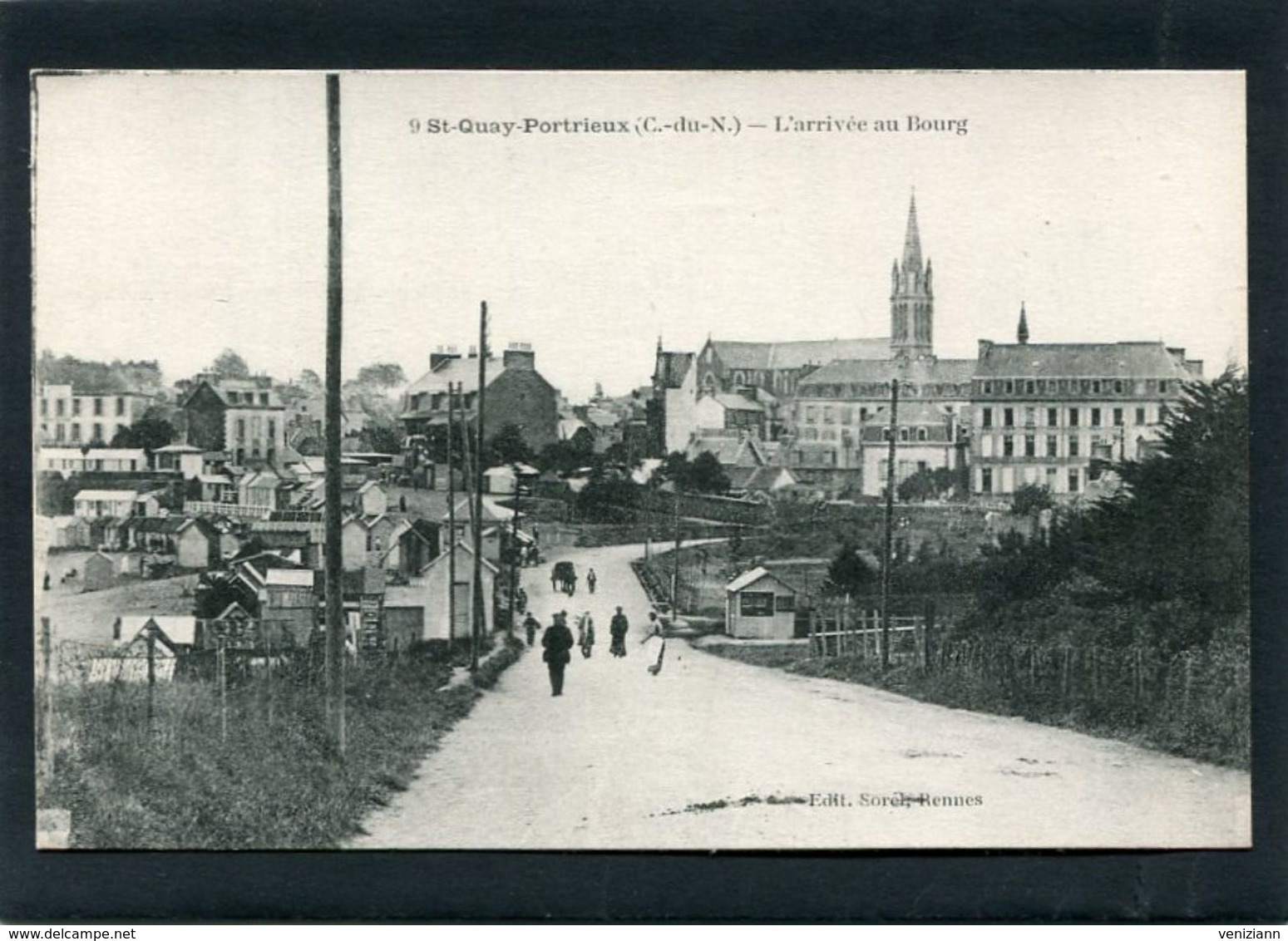 CPA - SAINT QUAY - PORTRIEUX - L'Arrivée Au Bourg, Animé - Saint-Quay-Portrieux