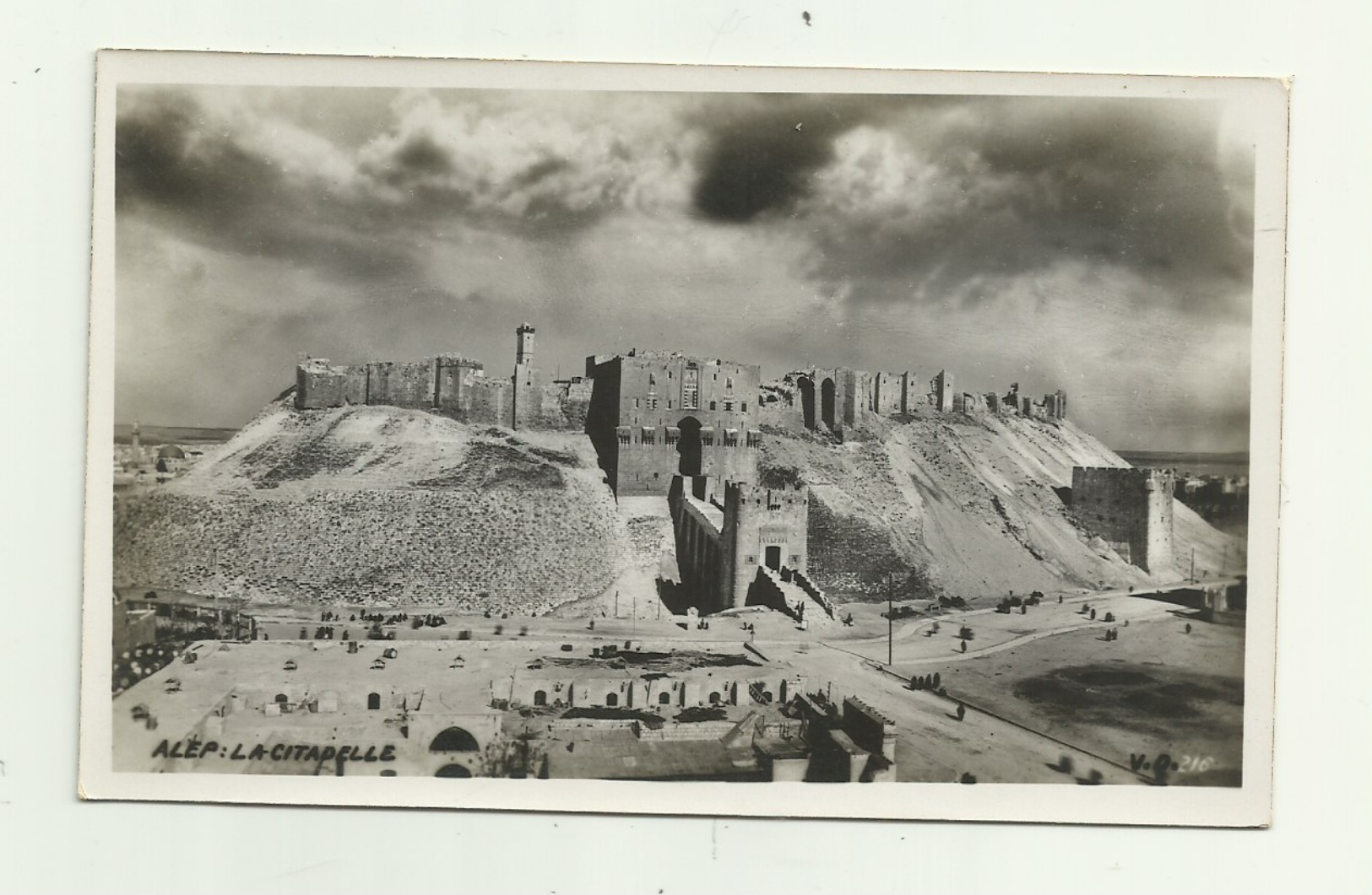 Belle Cpsm   SYRIE     ALEP : LA CITADELLE - Syrië