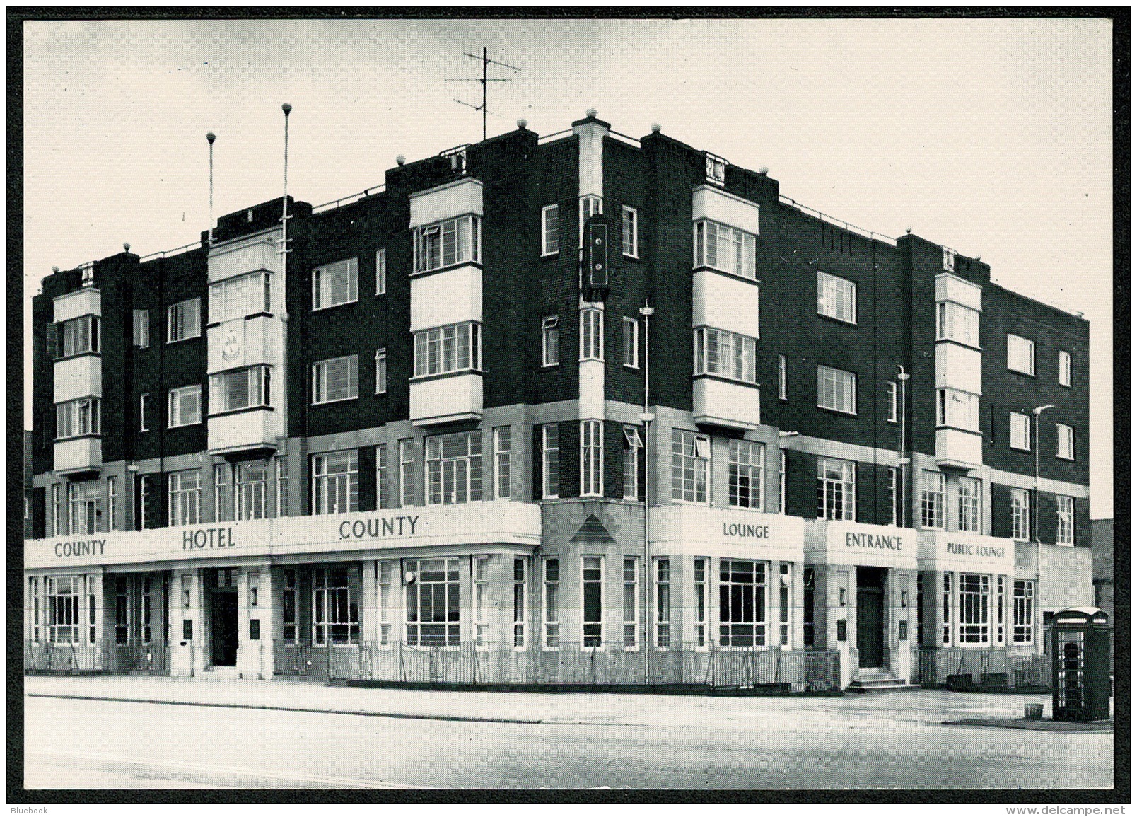 RB 1191 - 1996 Postcard - County Hotel &amp; Telephone Box - Skegness Lincolnshire - Sonstige & Ohne Zuordnung