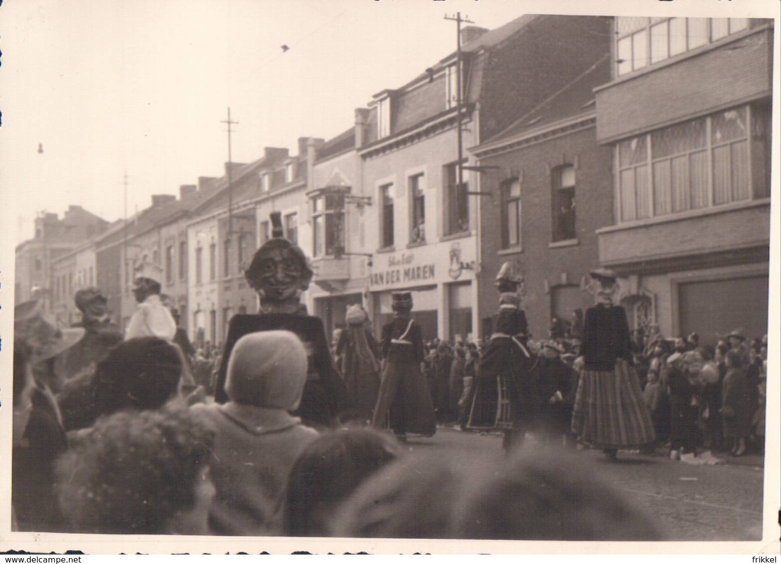 Foto Photo (7 X 10 Cm) La Louvière Carnaval 1956 Garage Van Der Maren Reus Geant - La Louvière