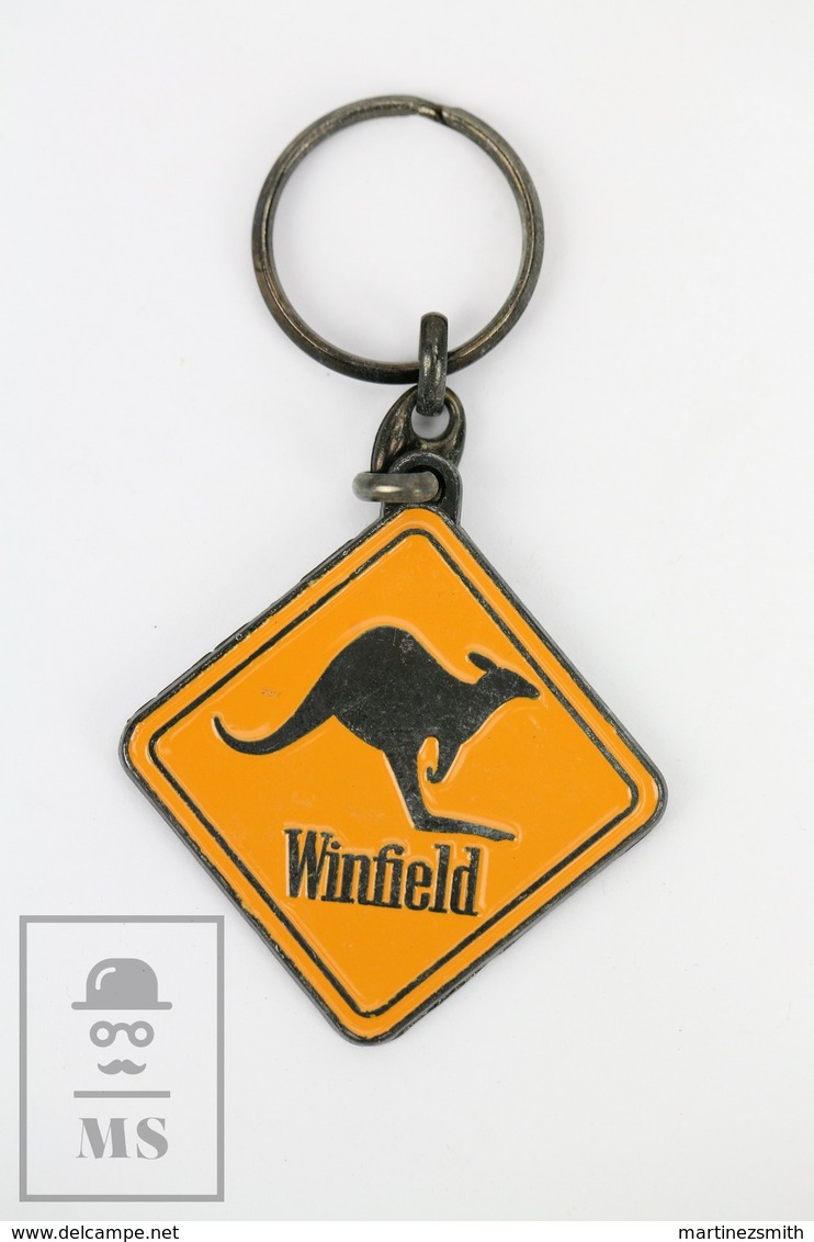 Vintage Winfield Metal Cigarette Advertising Keyring - Llaveros