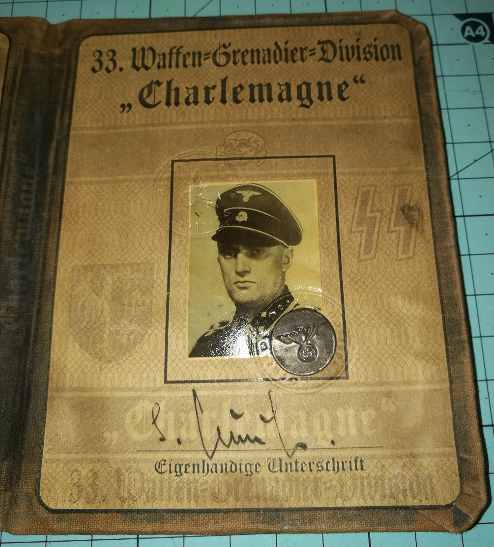 WW2 German, Nazi,33. SS Waffen Grenadier Division Charlemagne   ID, Document Ausweis, Not Original (?) - 1939-45