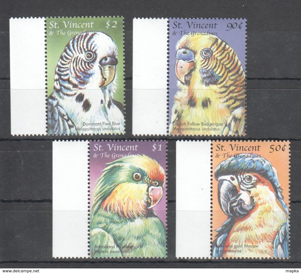 J752 ST.VINCENT FAUNA BIRDS PARROTS MACAWS 1SET MNH - Pappagalli & Tropicali