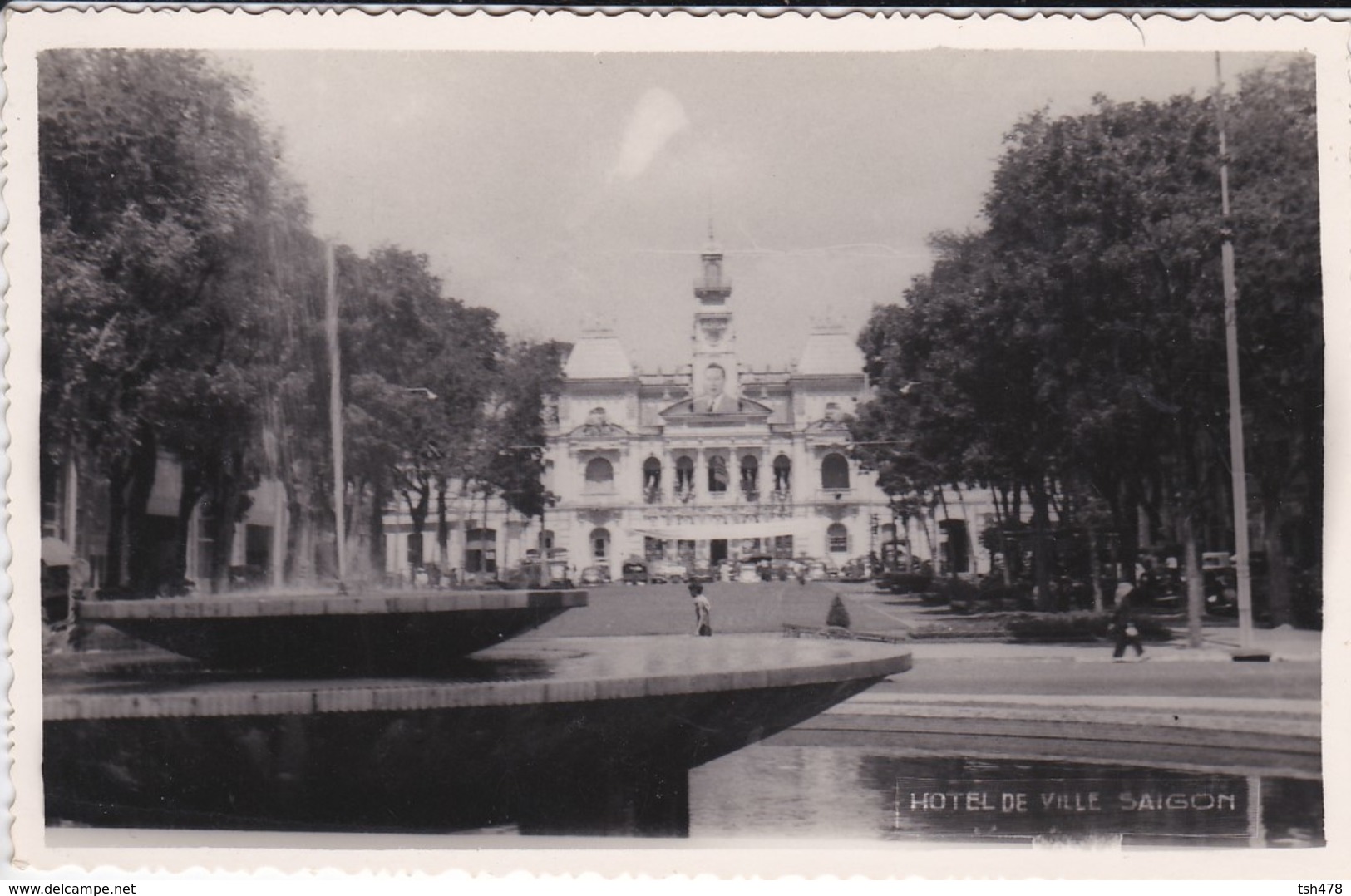 VIÊT-NAM-----SAIGON---HÔ-CHI-MINH-VILLE--hôtel De Ville--voir 2 Scans - Viêt-Nam