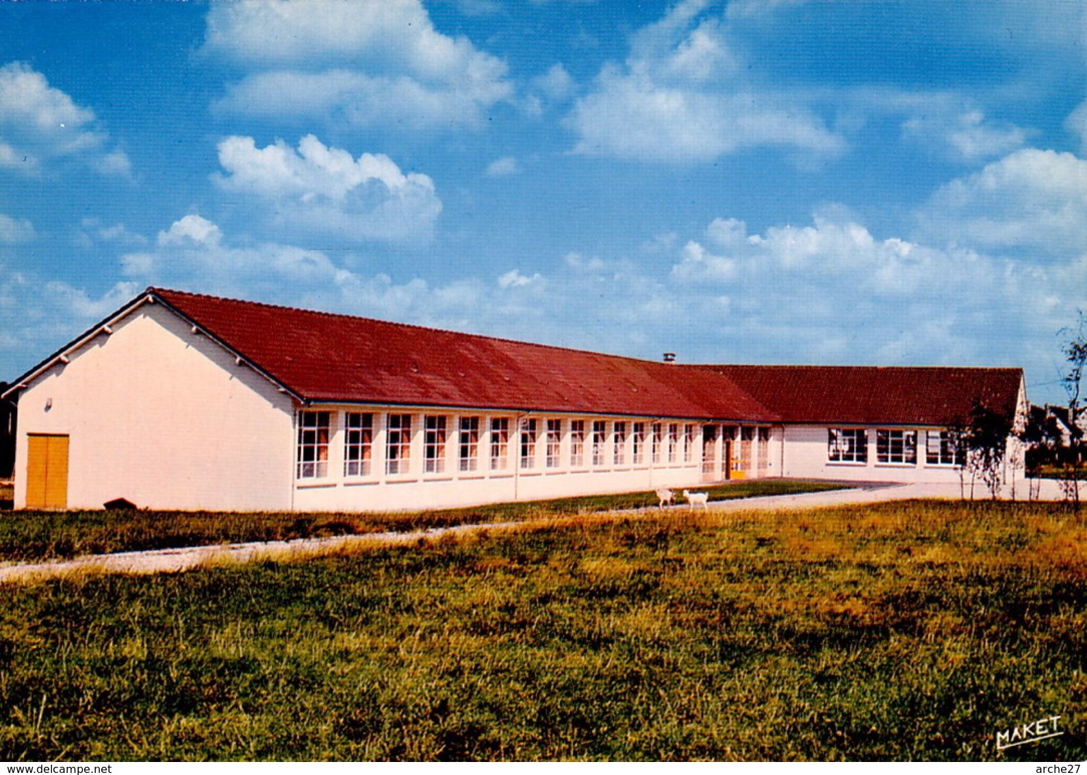 CPA - CPSM - 76 - HOUPPEVILLE - Groupe Scolaire - GF.2 - Autres & Non Classés