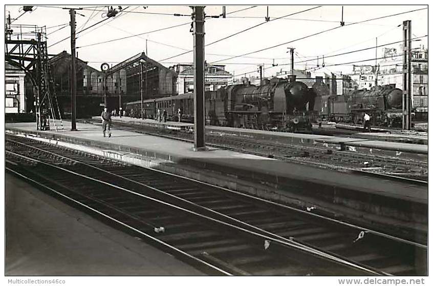 200218 PHOTO VILAIN - 75 PARIS MONTPARNASSE Express Flers Omnibus Dreux - Chemin De Fer Train Locomotive Gare - Arrondissement: 14