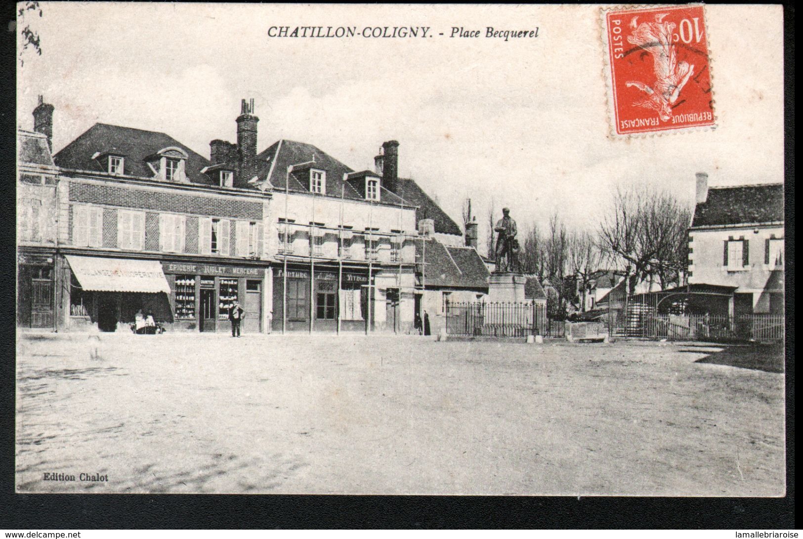 45, Chatillon Coloigny, Place Becquerel ( Echaffaudage Devant Le Magasin Du Peintre ) - Chatillon Coligny