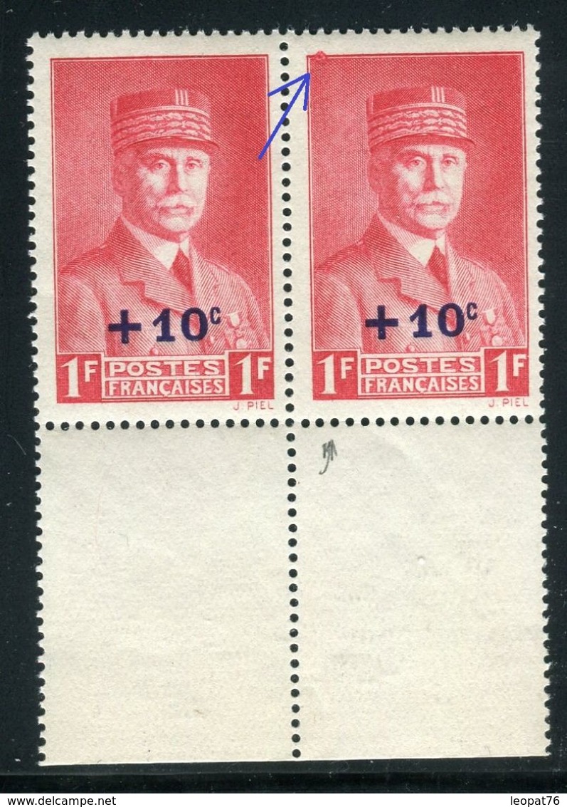 France - N° 494 , Tache De Couleur En Haut Du Timbre Tenant à Normal , Neufs Luxe - Ref V400 - Nuevos