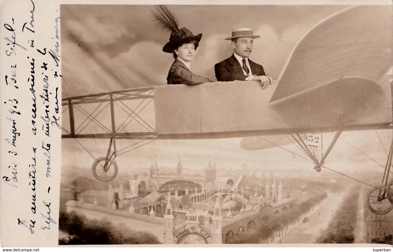 PHOTOMONTAGE : SURRÉALISME - AÉROPLANE Sur PARIS : MAGIC CITY / FLIGHT - FACTICE / DUMMY - PHOTO FORAINE - 1913 (ab485) - Other & Unclassified