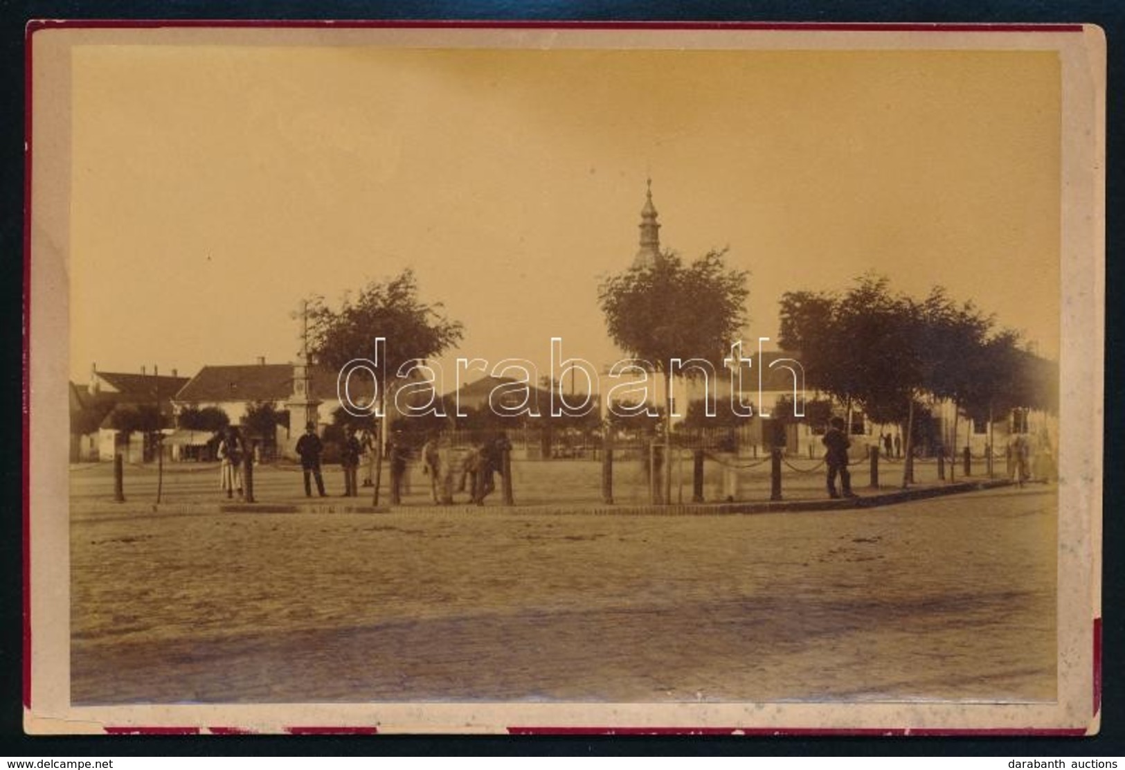 Cca 1900 Zenta, Szabadság Tér, Háttérben A Szent Mihály Arkangyal Szerb Ortodox Templom, Keményhátú Fotó, 10x16 Cm - Other & Unclassified