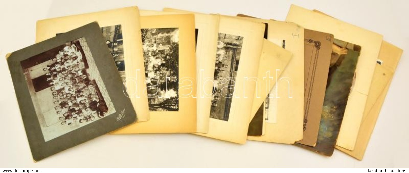 Cca 1895-1940 14 Db Iskolai Tablókép Egy Két Nagy Méretű Fotóval, Nagyrészt 1920 Előttiek 25x30 Cm - Other & Unclassified