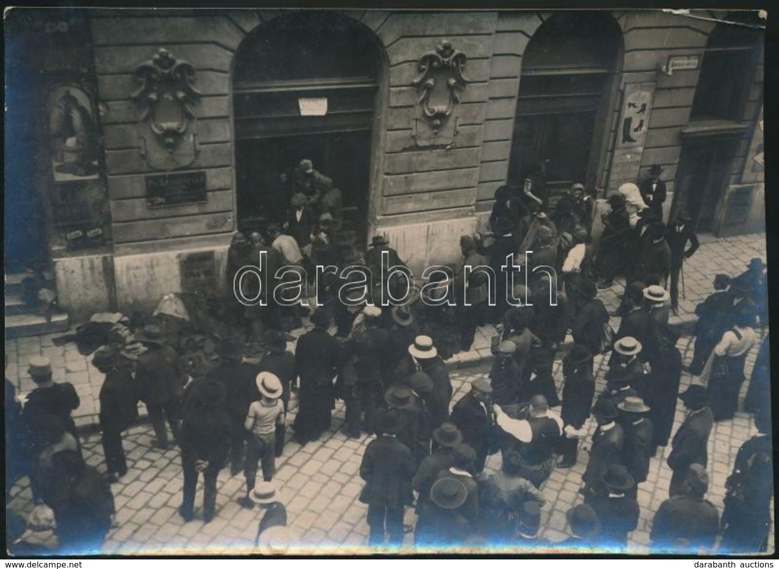 Cca 1916 Képek A Háborúból: Mozgósítás Budapesten, Fölszerelés Az Utcán / Mobilizing In Budapest - Autres & Non Classés