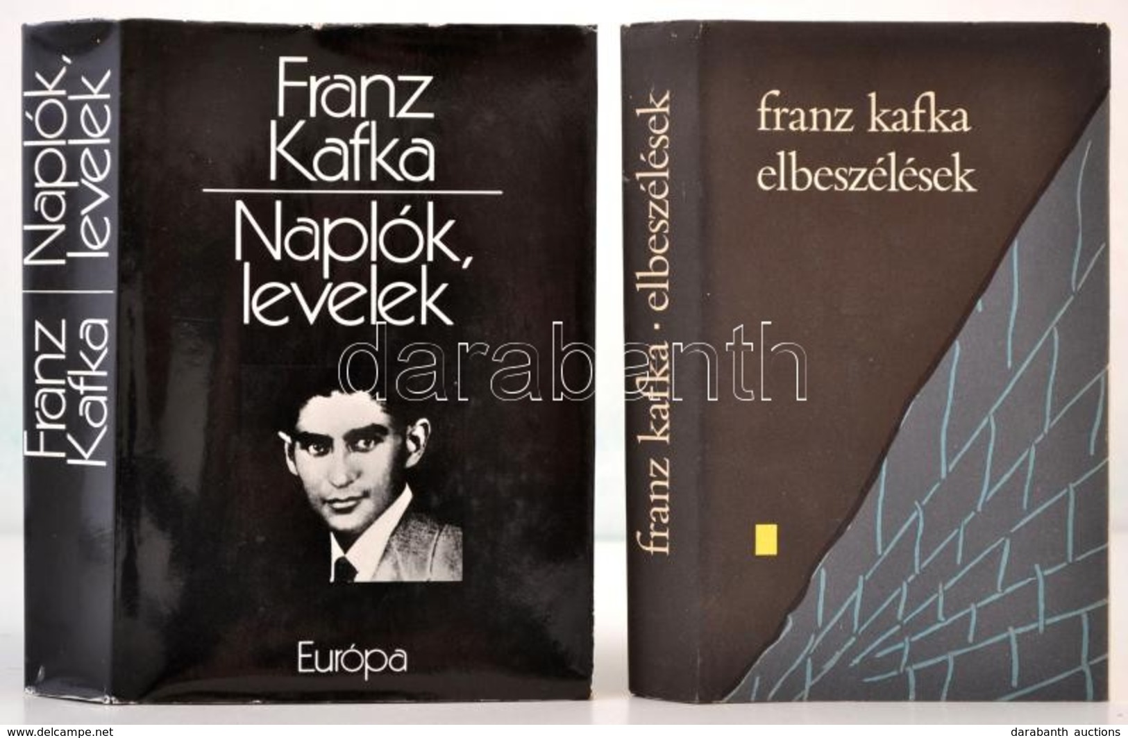 Franz Kafka Két Könyve:
Naplók, Levelek. Bp.,1981, Európa. Kiadói Egészvászon-kötés, Kiadói Papír Védőborítóban.
Elbeszé - Unclassified