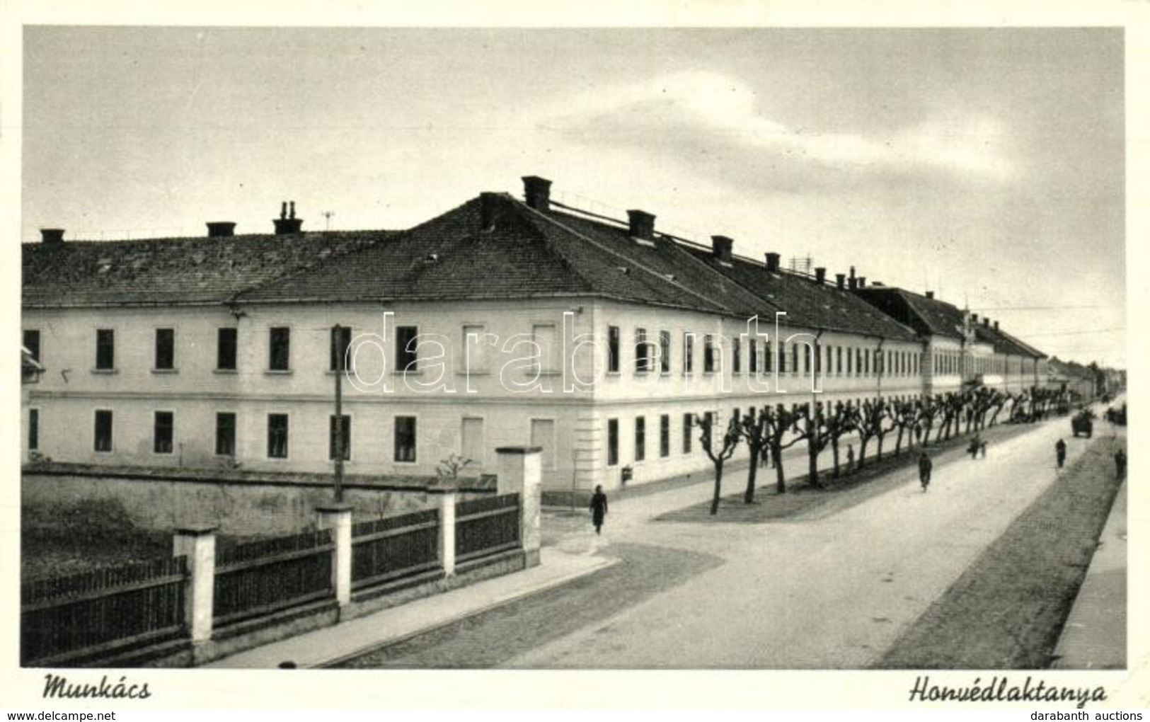 ** T2/T3 Munkács, Mukacevo, Mukacheve; Honvéd Laktanya / Military Barracks  (EK) - Non Classés