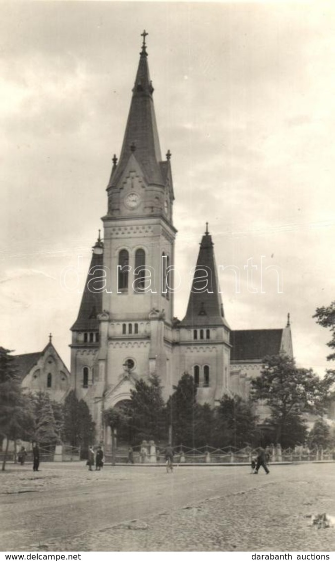 ** T2/T3 Munkács, Mukacevo, Mukacheve; Római Katolikus Plébánia Templom  / Church  (fl) - Ohne Zuordnung