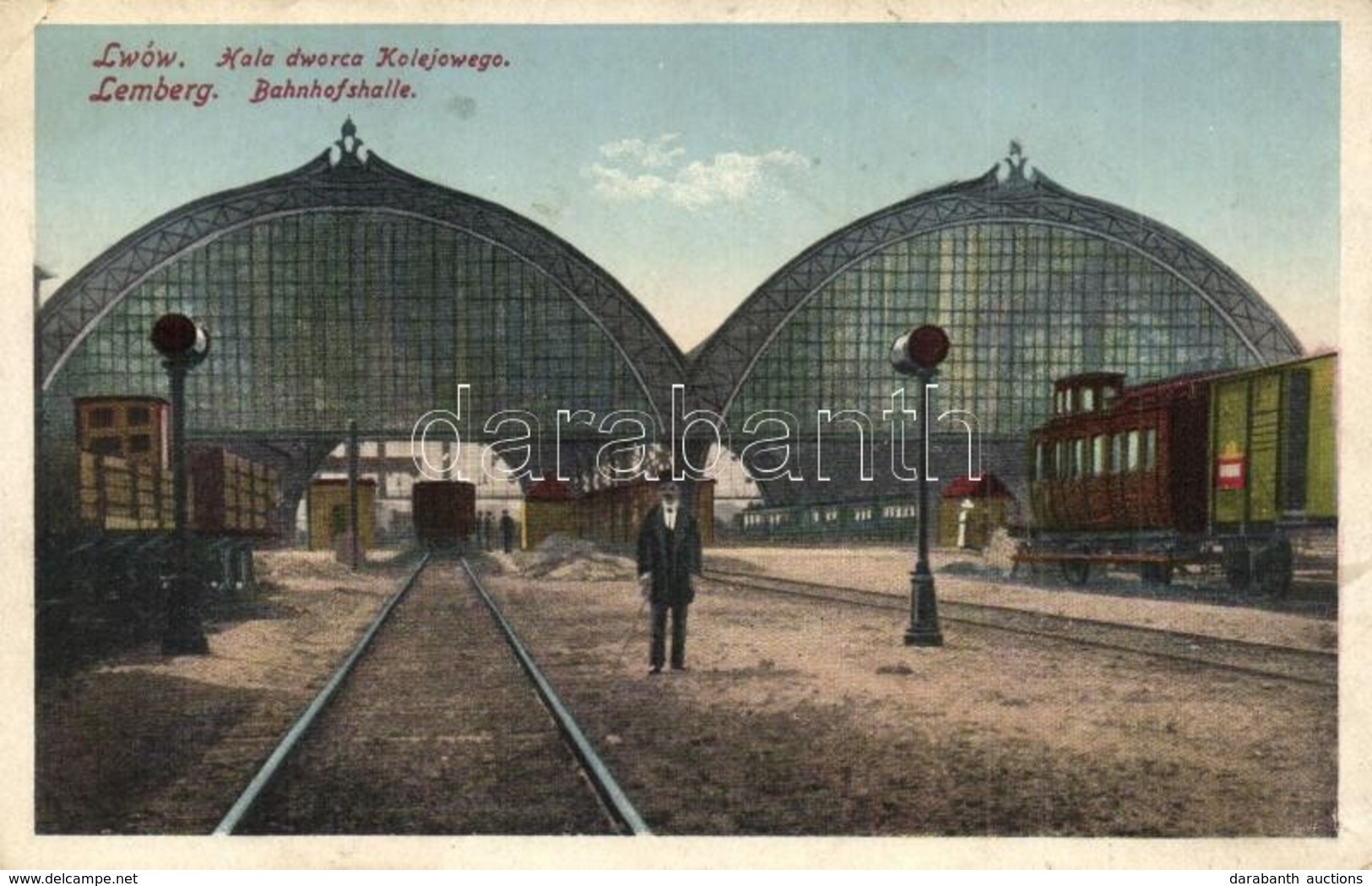 T2/T3 Lviv, Lwów, Lemberg; Hala Dworca Kolejowego / Bahnhofstalle / Railway Station Hall, Wagons (EK) - Ohne Zuordnung