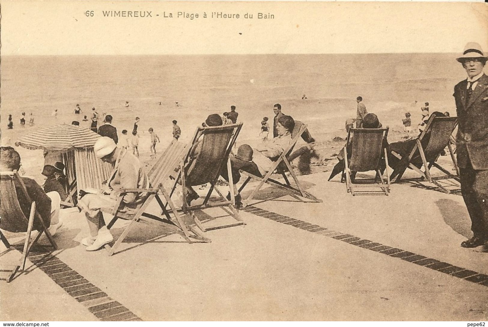 Wimereux-la Plage A L'heure Du Bain-transat-cpa - Autres & Non Classés