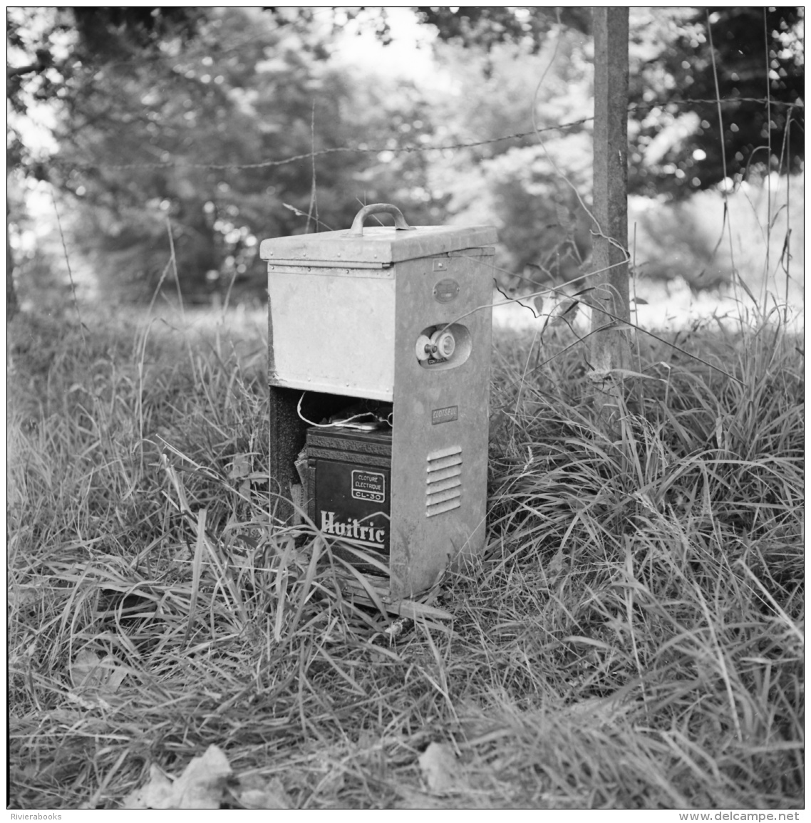 M32 - Alimentation HUITRIC Pour Clôture électrique Agricole - 1960s Négatif Photo Original - Mestieri