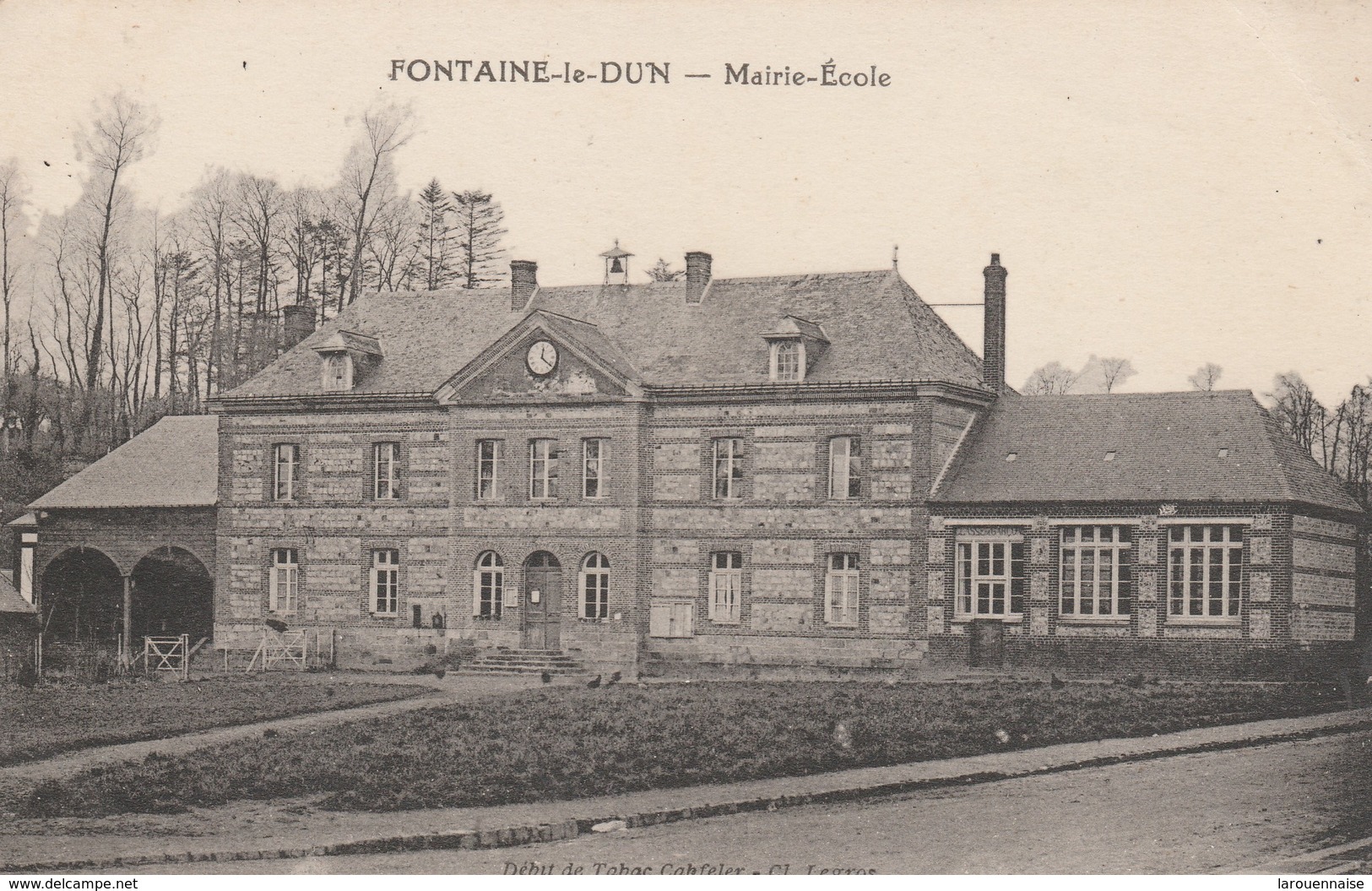 76 - FONTAINE LE DUN  - Mairie - Ecole - Fontaine Le Dun