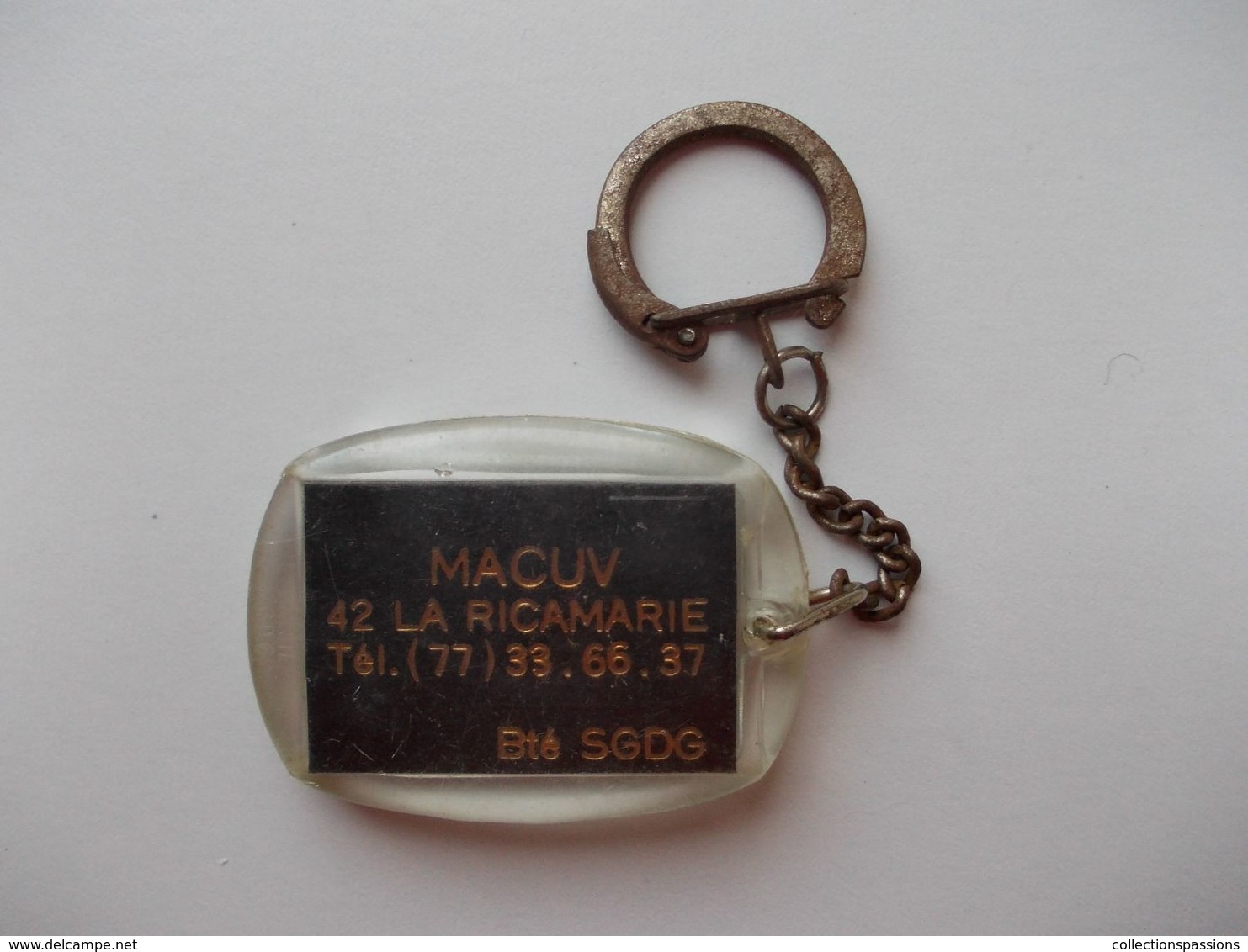 Ancien Porte Clefs.  Cuve " MACUV " La Ricamarie 42 - Key-rings