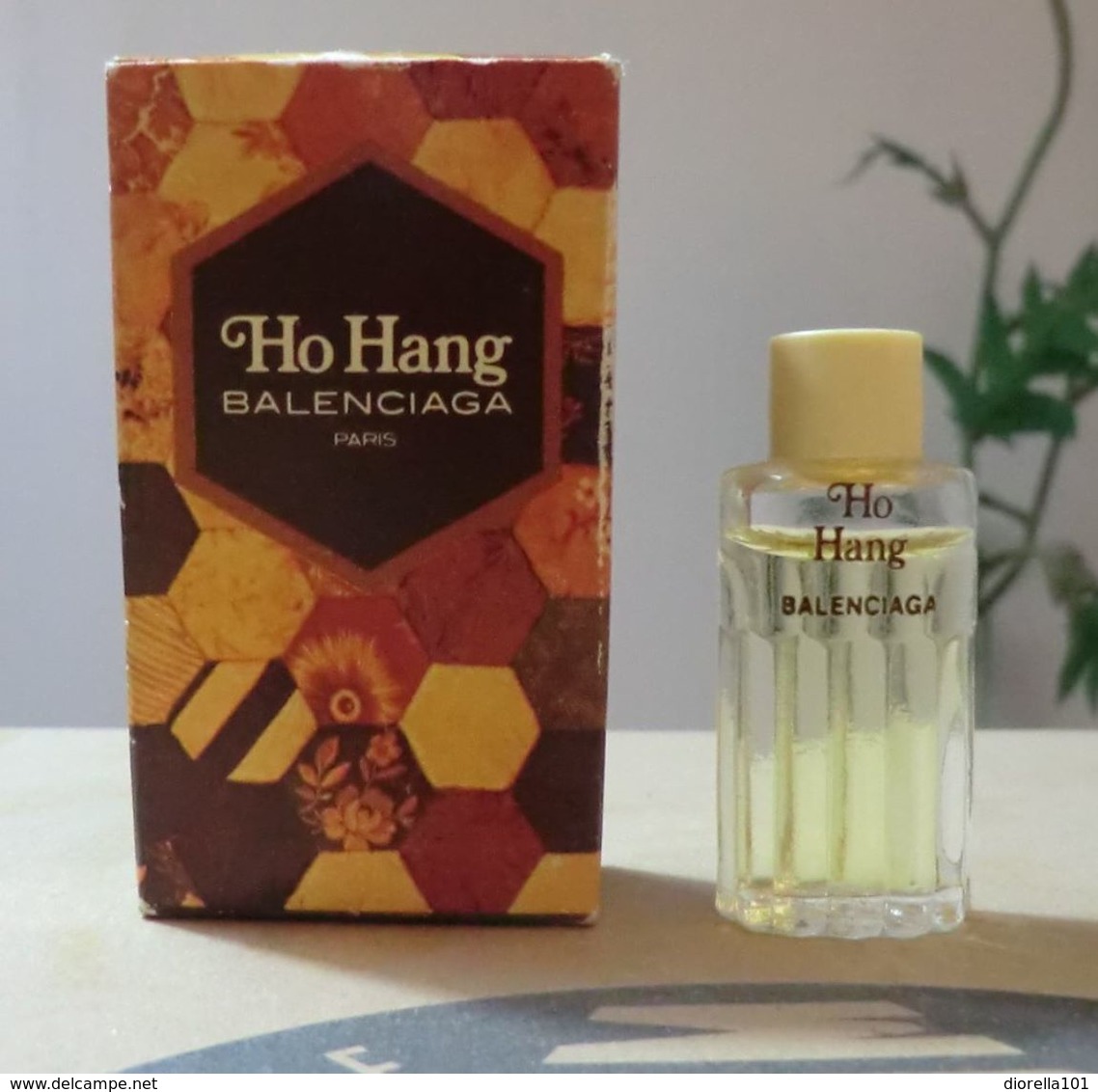 HO HANG - EDT 3 ML De BALENCIAGA - Miniatures Womens' Fragrances (in Box)