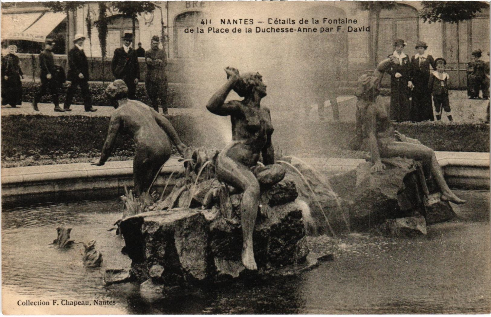 NANTES (44) La Fontaine De La Place De La Duchesse Anne - Belle Carte Postée - Nantes