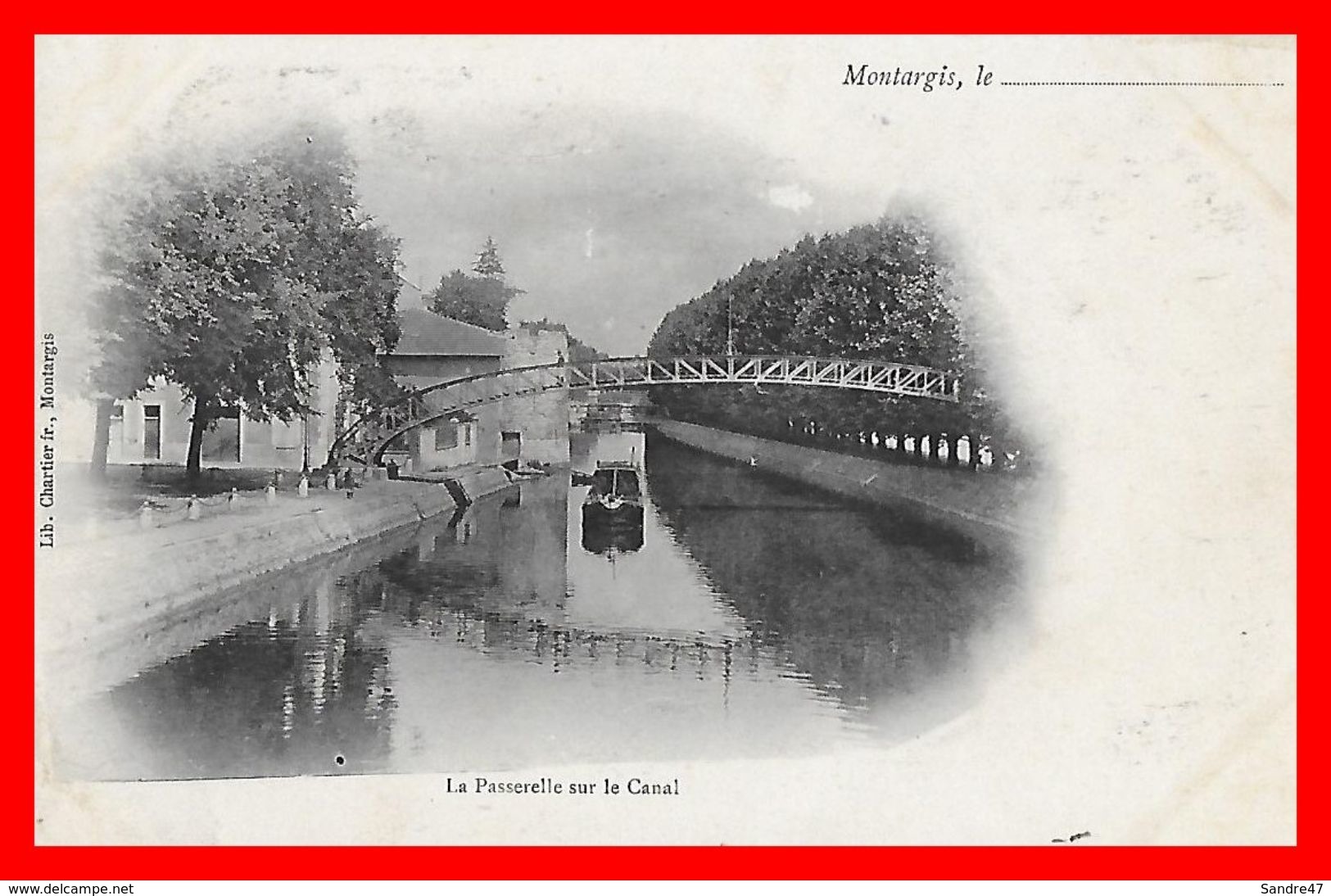 CPA (45) MONTARGIS.   La Passerelle Sur Le Canal, Péniche...B682 - Montargis