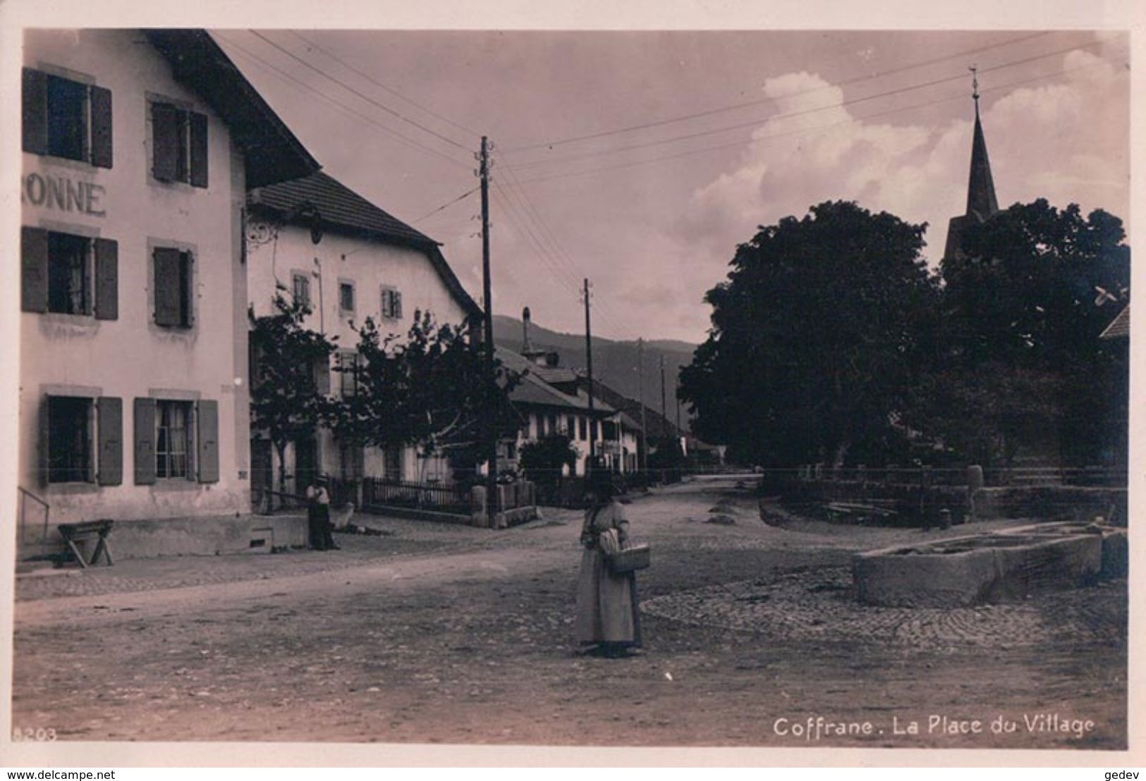 Coffrane, Place Du Village Restaurant De La Couronne (8203) - Coffrane