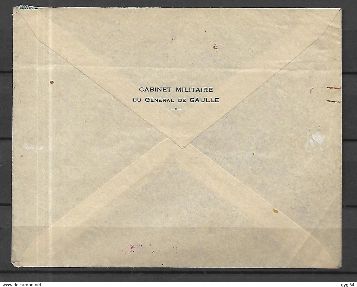 Enveloppe Du 18 Décembre 1945  Du  Cabinet  Militaire Du Général DE GAULLE - Cachets Militaires A Partir De 1900 (hors Guerres)