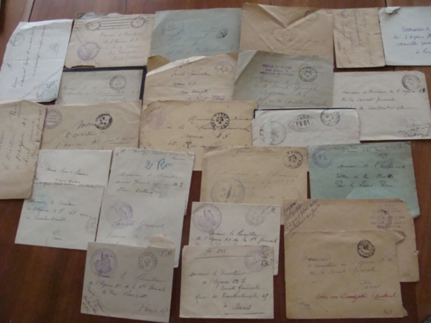 LOT 320 LETTRES CPA  CACHET MILITAIRE DE 1914 AUX ANNEES 1960 MARCOPHILIE TRESOR ET POSTE VOIR PHOTOS DU LOT