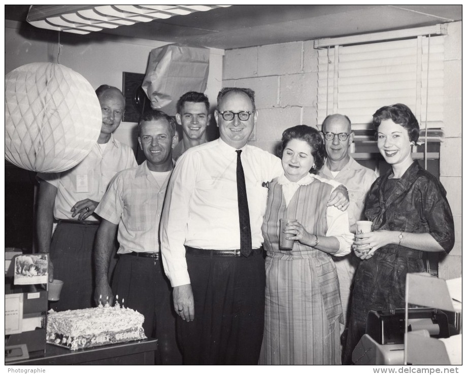 USA Anniversaire Employes De Bureau De Base Militaire Ancienne Photo 1960's - War, Military