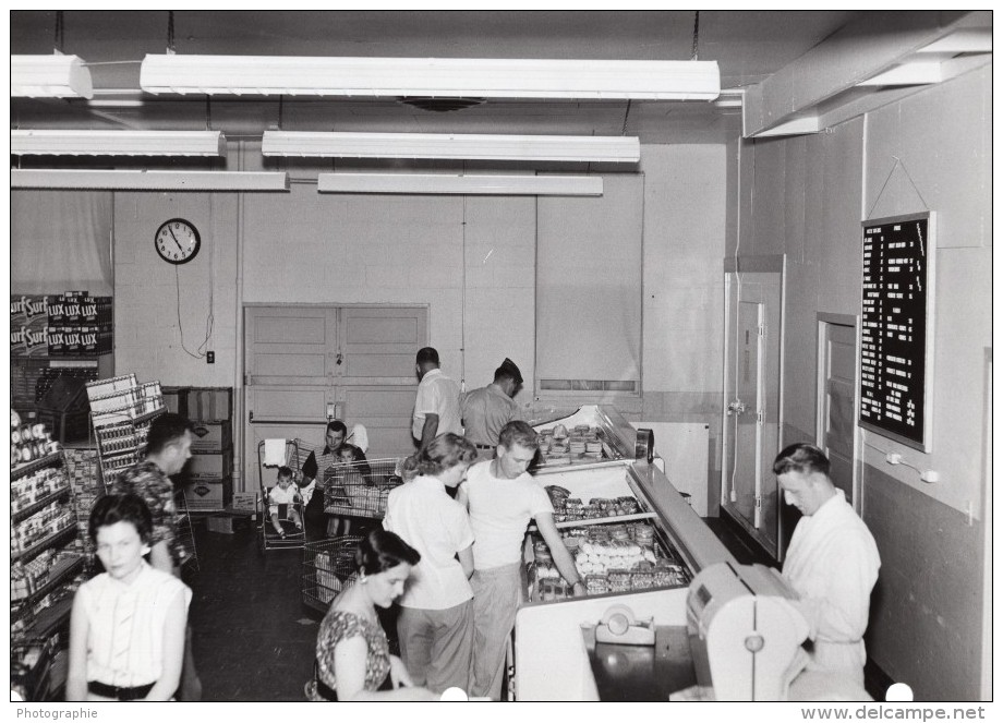 Orlando AFB US Air Force Familles Au Supermarche Base Militaire Aerienne Ancienne Photo 1960's - War, Military