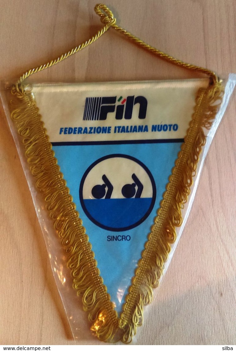 Swimming / Flag, Pennant / Swimming Federation Of Italy / Sincro - Schwimmen