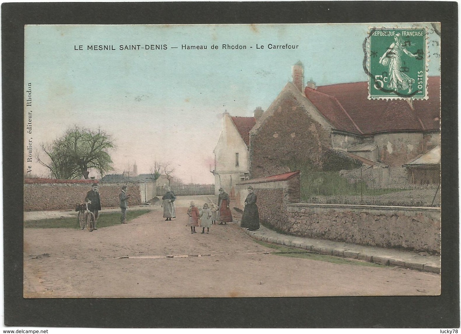 78 LE MESNIL-SAINT-DENIS / Hameau De Rhodon / Le Carrefour / Animée. - Le Mesnil Saint Denis