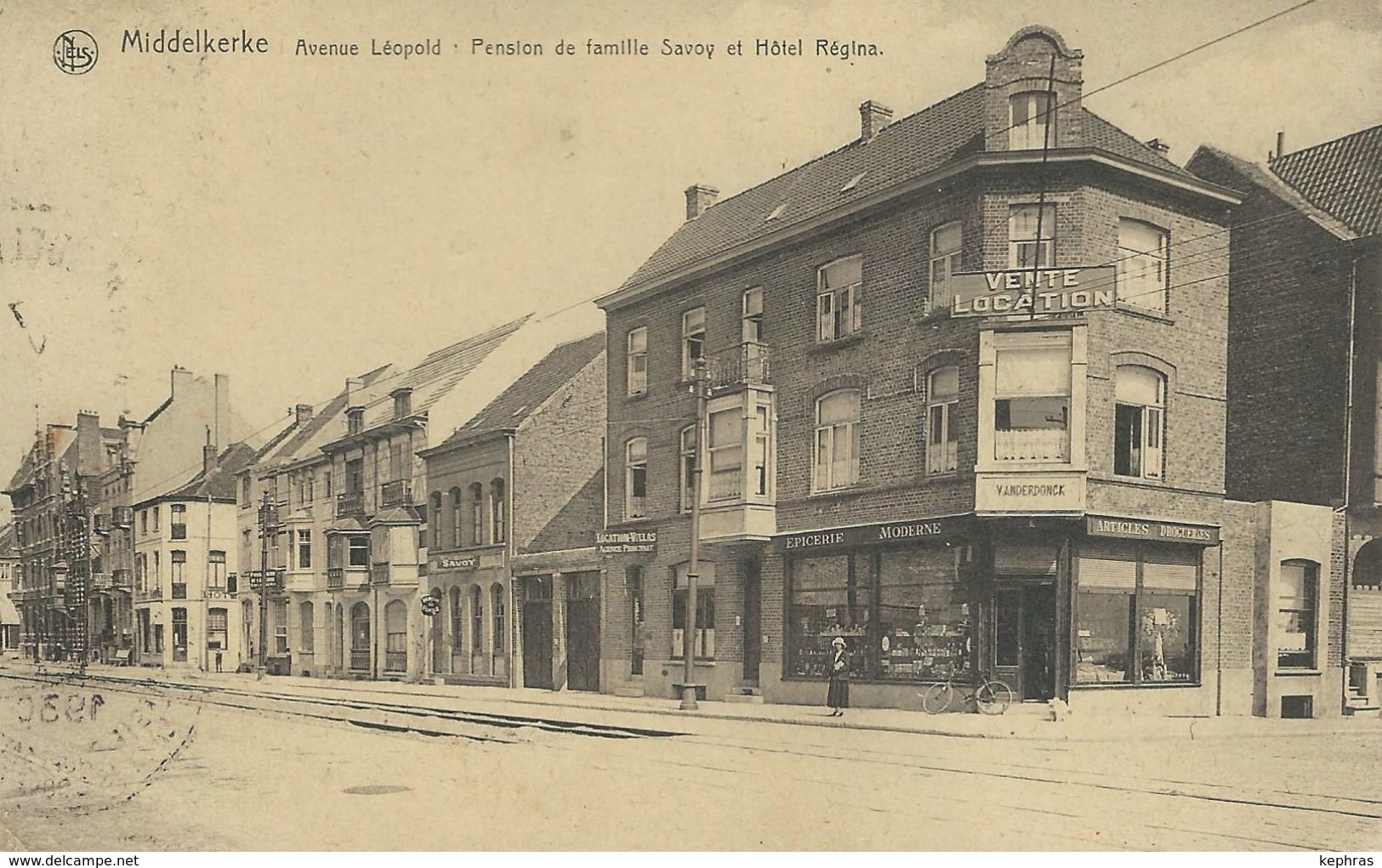 MIDDELKERKE : Avenue Leopold - Pension De Famille Savoy Et Hotel Regina - RARE VARIANTE - Cachet Poste 1930 - Middelkerke