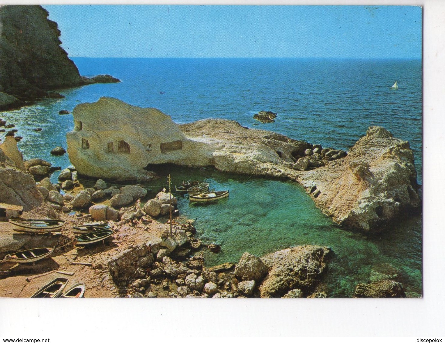 U2334 Cartolina ISOLA DI PONZA (latina) Cala Fonte _ CIRC. 1986 - Altri & Non Classificati