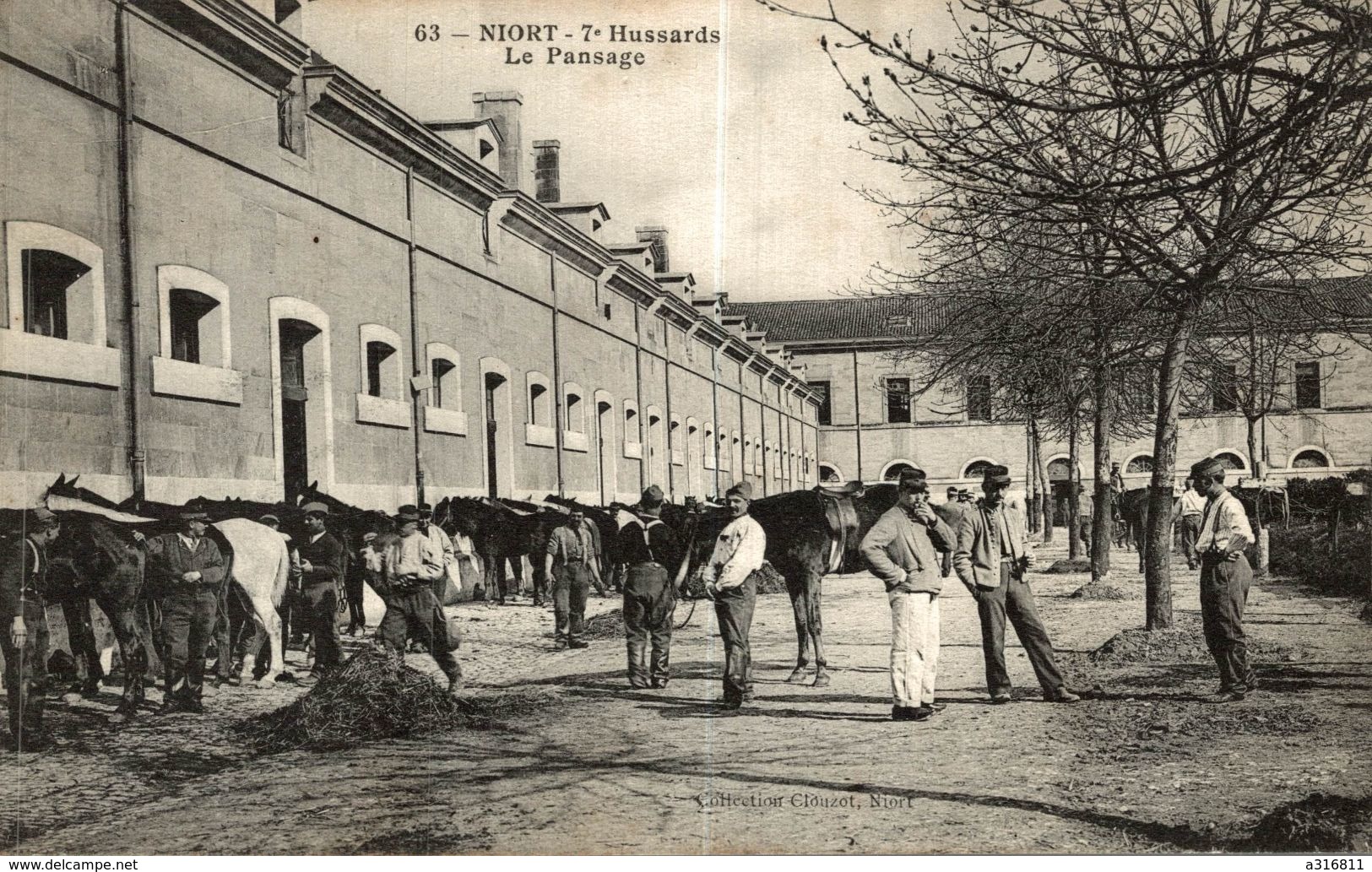 NIORT HUSSARDS  LE PANSAGE - Niort